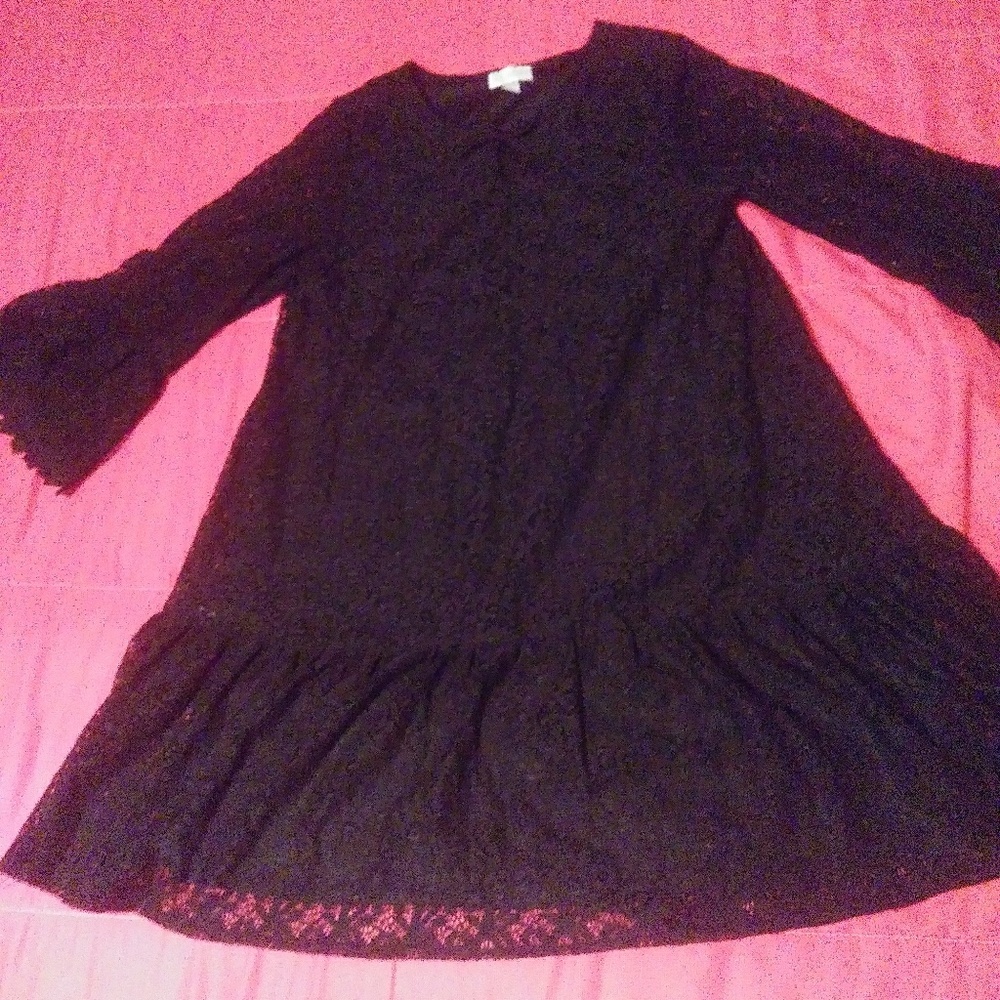 Dress - Picture 2 of 3